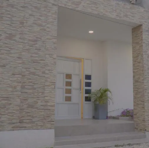 Los Cayos Cabanas
